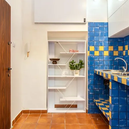 Malila Warszawska - Main Train Station Apartment *