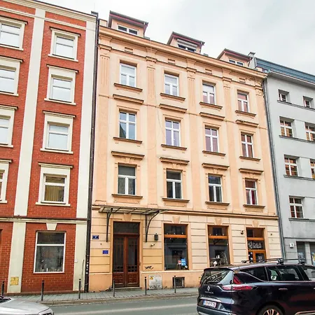 Malila Warszawska - Main Train Station Apartment Krakow